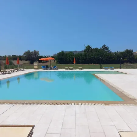 Masseria Cricelli 农家乐 *
